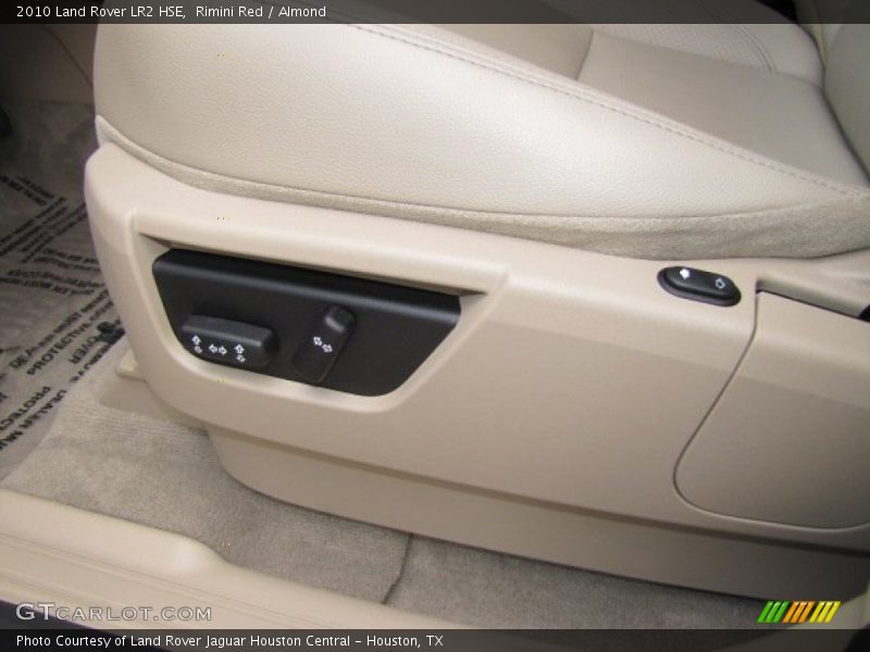 Rimini Red / Almond 2010 Land Rover LR2 HSE