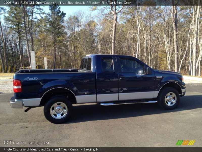 True Blue Metallic / Medium Flint/Dark Flint Grey 2005 Ford F150 XLT SuperCab 4x4