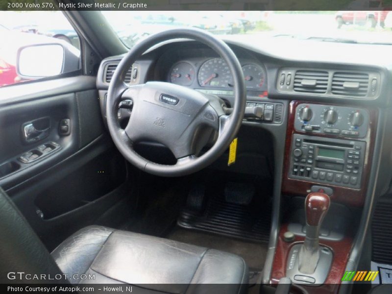 Mystic Silver Metallic / Graphite 2000 Volvo S70