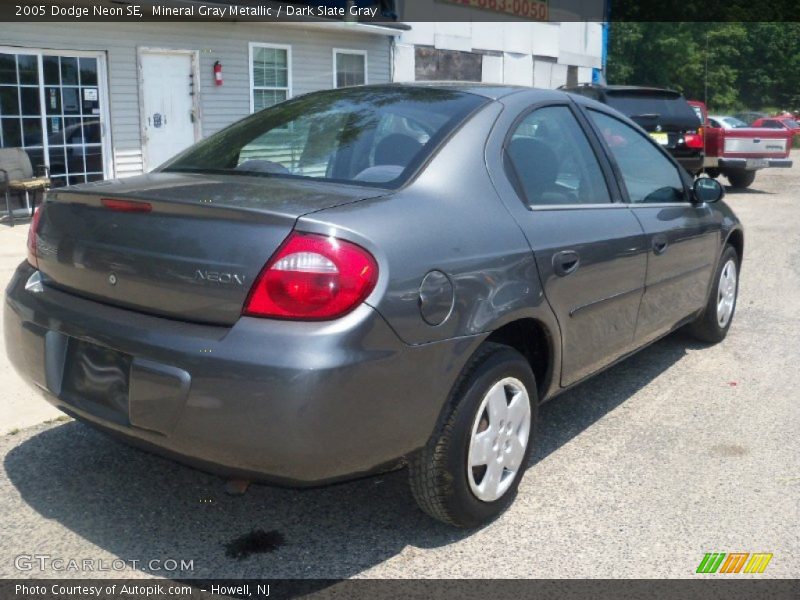 Mineral Gray Metallic / Dark Slate Gray 2005 Dodge Neon SE