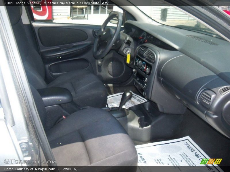 Mineral Gray Metallic / Dark Slate Gray 2005 Dodge Neon SE