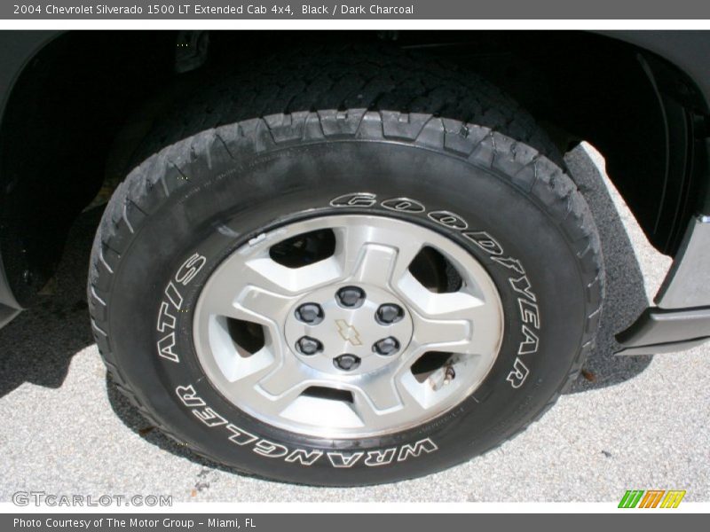 Black / Dark Charcoal 2004 Chevrolet Silverado 1500 LT Extended Cab 4x4