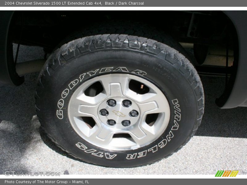 Black / Dark Charcoal 2004 Chevrolet Silverado 1500 LT Extended Cab 4x4