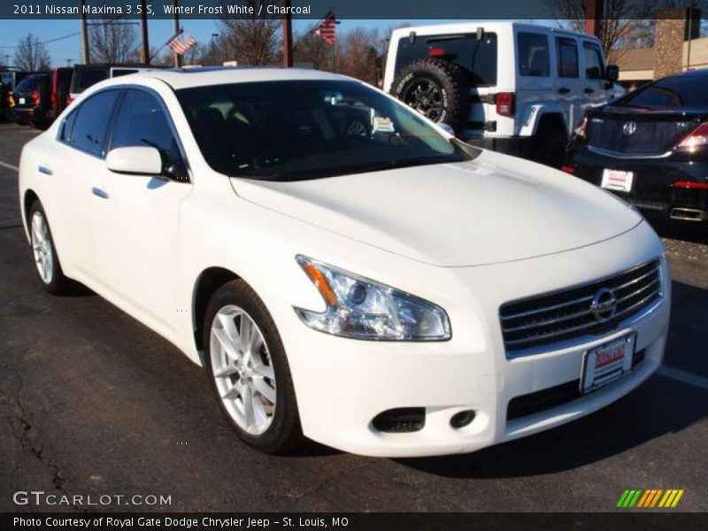 Winter Frost White / Charcoal 2011 Nissan Maxima 3.5 S