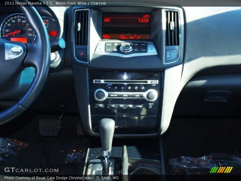 Winter Frost White / Charcoal 2011 Nissan Maxima 3.5 S