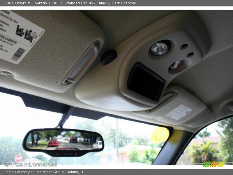 Black / Dark Charcoal 2004 Chevrolet Silverado 1500 LT Extended Cab 4x4