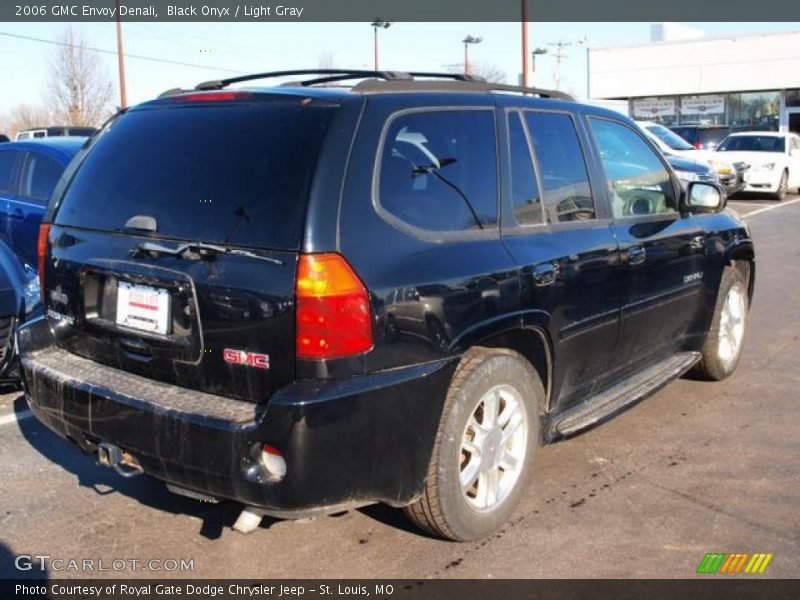 Black Onyx / Light Gray 2006 GMC Envoy Denali
