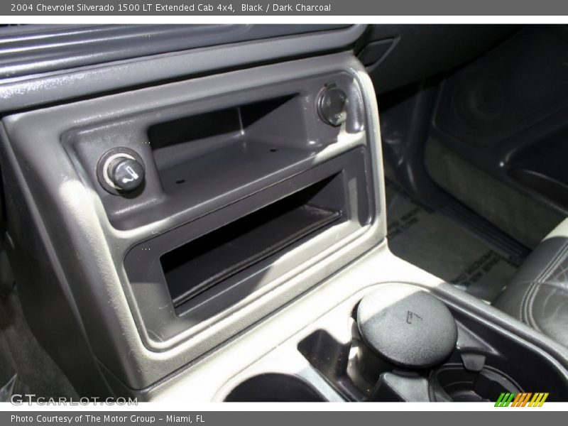 Black / Dark Charcoal 2004 Chevrolet Silverado 1500 LT Extended Cab 4x4