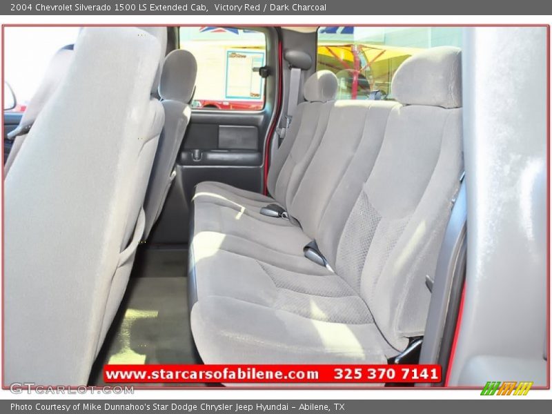 Victory Red / Dark Charcoal 2004 Chevrolet Silverado 1500 LS Extended Cab