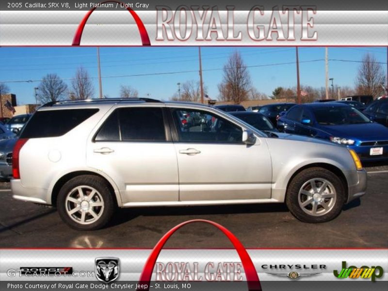 Light Platinum / Light Gray 2005 Cadillac SRX V8