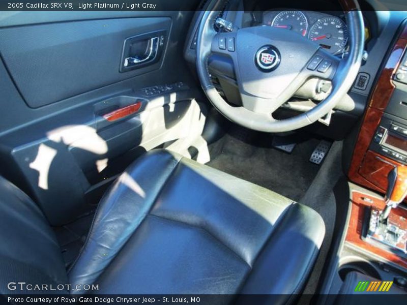 Light Platinum / Light Gray 2005 Cadillac SRX V8