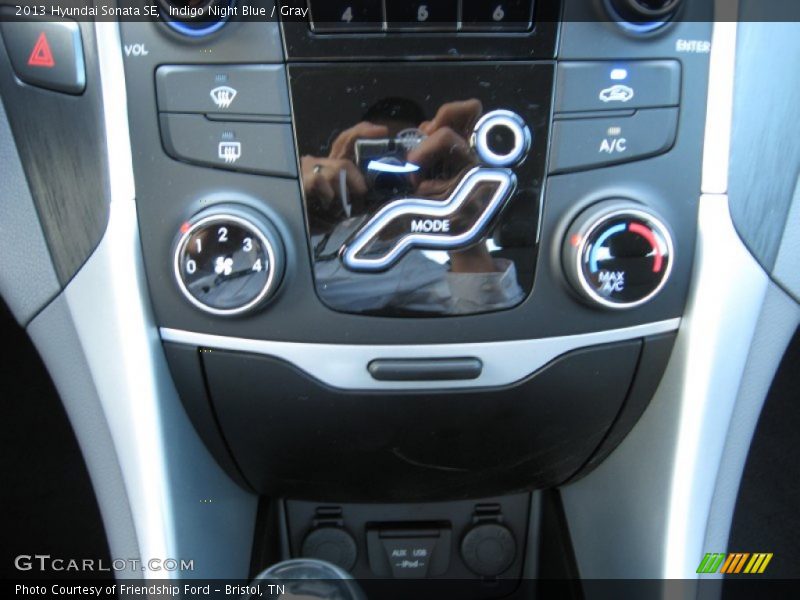 Indigo Night Blue / Gray 2013 Hyundai Sonata SE