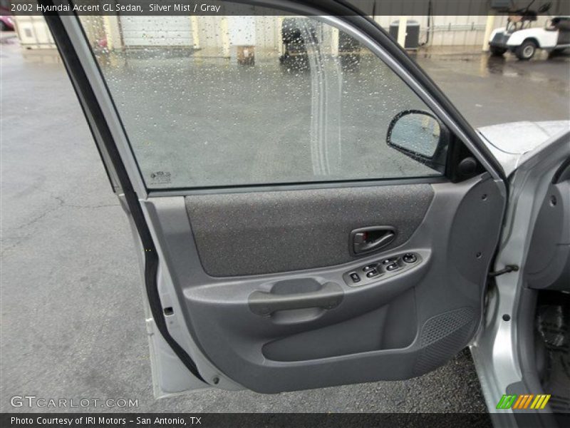 Silver Mist / Gray 2002 Hyundai Accent GL Sedan