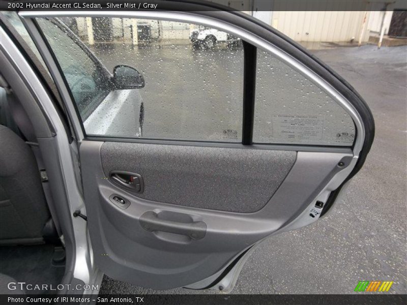 Silver Mist / Gray 2002 Hyundai Accent GL Sedan