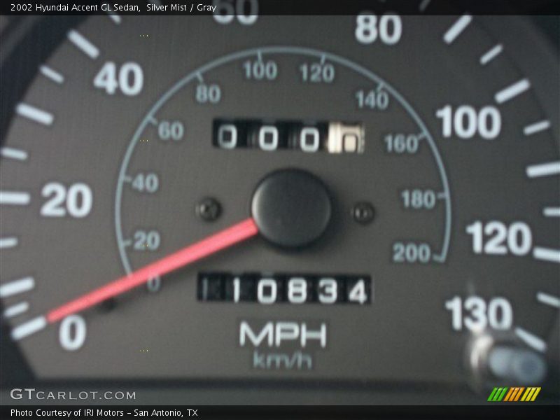 Silver Mist / Gray 2002 Hyundai Accent GL Sedan