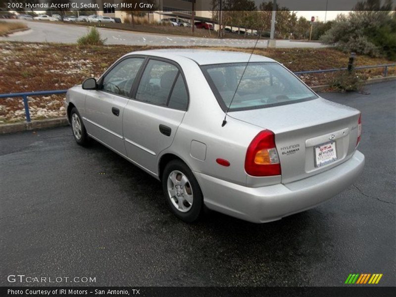 Silver Mist / Gray 2002 Hyundai Accent GL Sedan