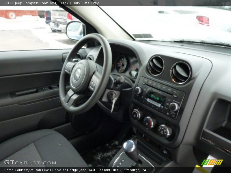 Black / Dark Slate Gray 2013 Jeep Compass Sport 4x4
