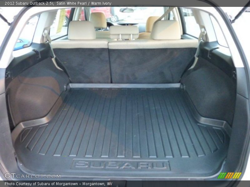 Satin White Pearl / Warm Ivory 2012 Subaru Outback 2.5i