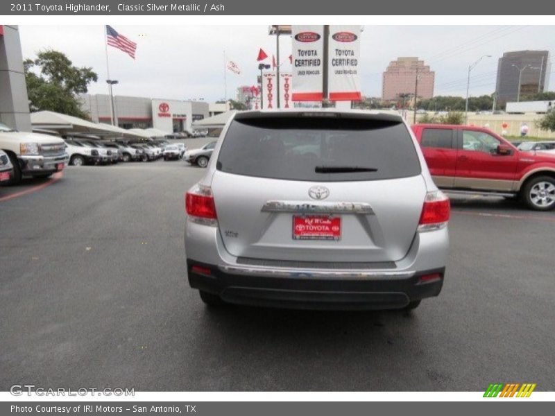 Classic Silver Metallic / Ash 2011 Toyota Highlander