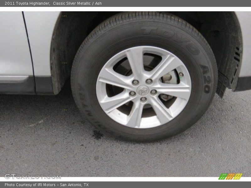 Classic Silver Metallic / Ash 2011 Toyota Highlander