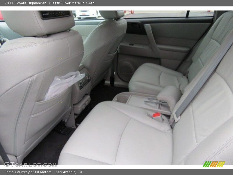 Classic Silver Metallic / Ash 2011 Toyota Highlander