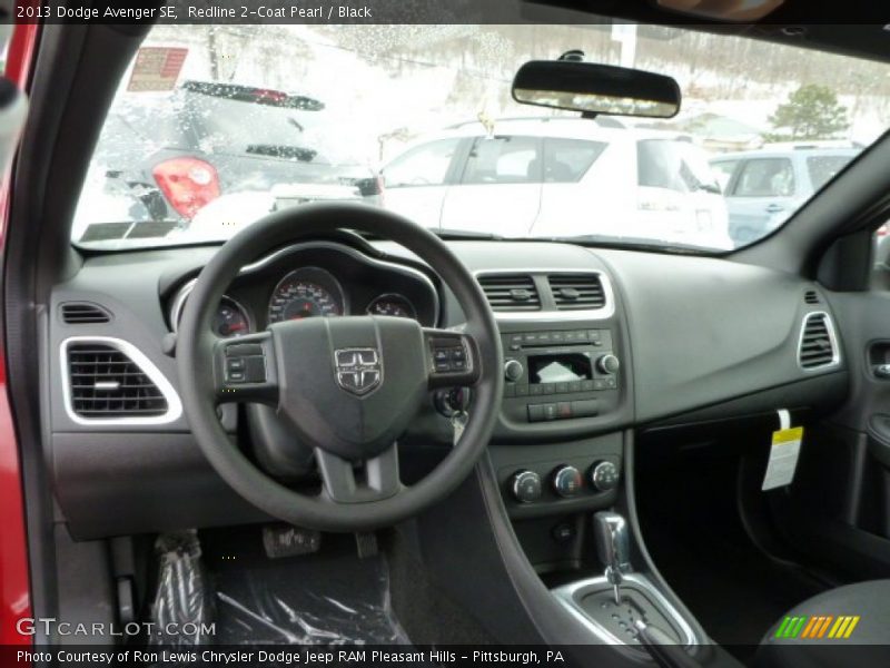 Redline 2-Coat Pearl / Black 2013 Dodge Avenger SE