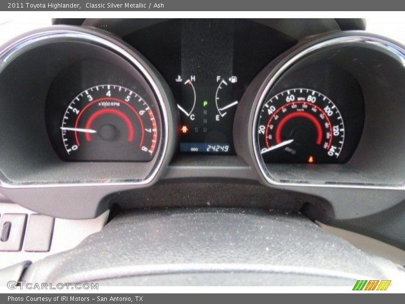 Classic Silver Metallic / Ash 2011 Toyota Highlander