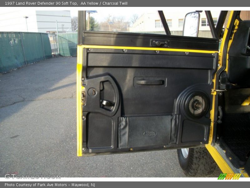 Door Panel of 1997 Defender 90 Soft Top