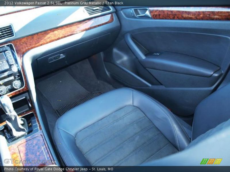 Platinum Gray Metallic / Titan Black 2012 Volkswagen Passat 2.5L SEL