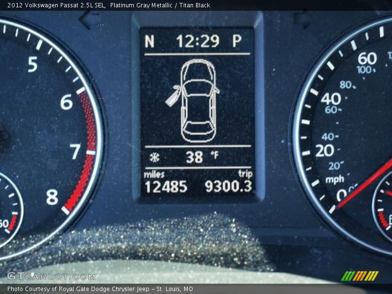 Platinum Gray Metallic / Titan Black 2012 Volkswagen Passat 2.5L SEL