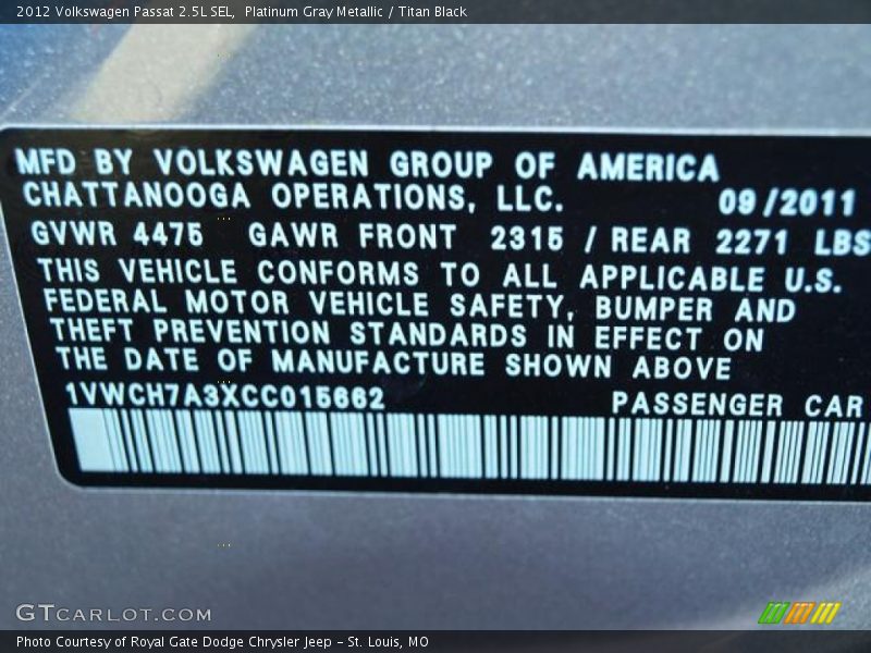 Platinum Gray Metallic / Titan Black 2012 Volkswagen Passat 2.5L SEL