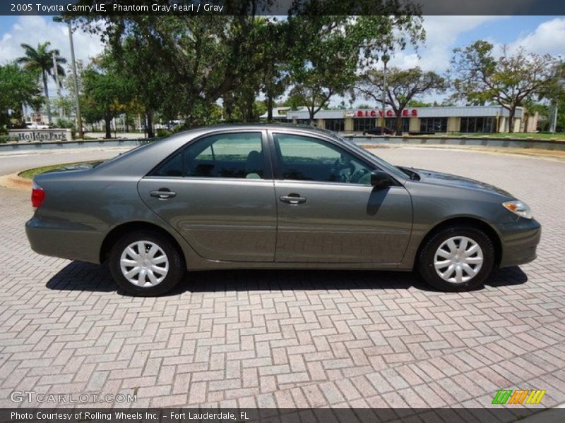 Phantom Gray Pearl / Gray 2005 Toyota Camry LE