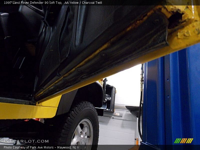 AA Yellow / Charcoal Twill 1997 Land Rover Defender 90 Soft Top