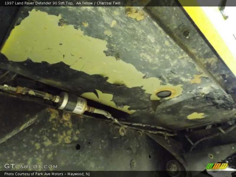 Undercarriage of 1997 Defender 90 Soft Top