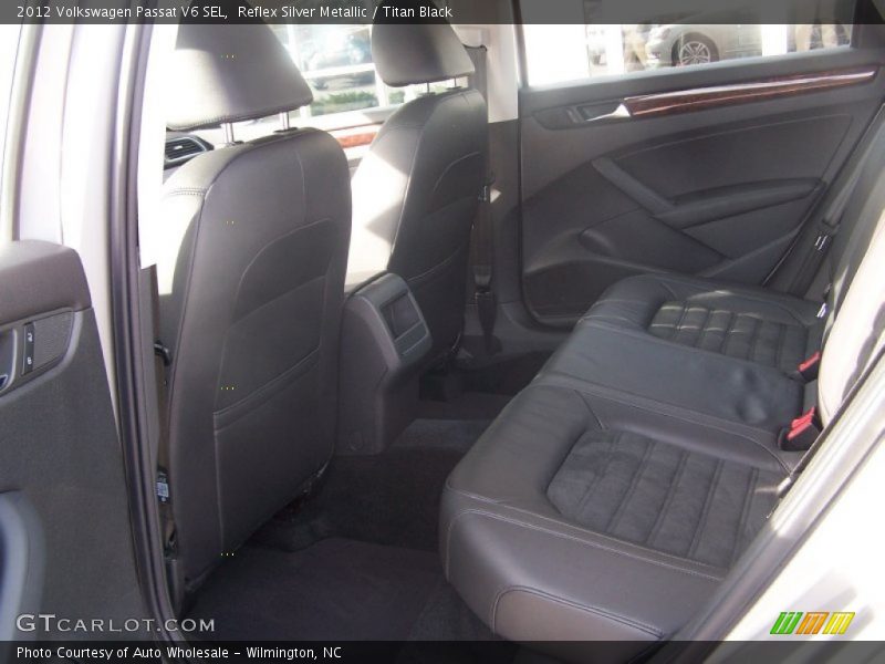 Reflex Silver Metallic / Titan Black 2012 Volkswagen Passat V6 SEL