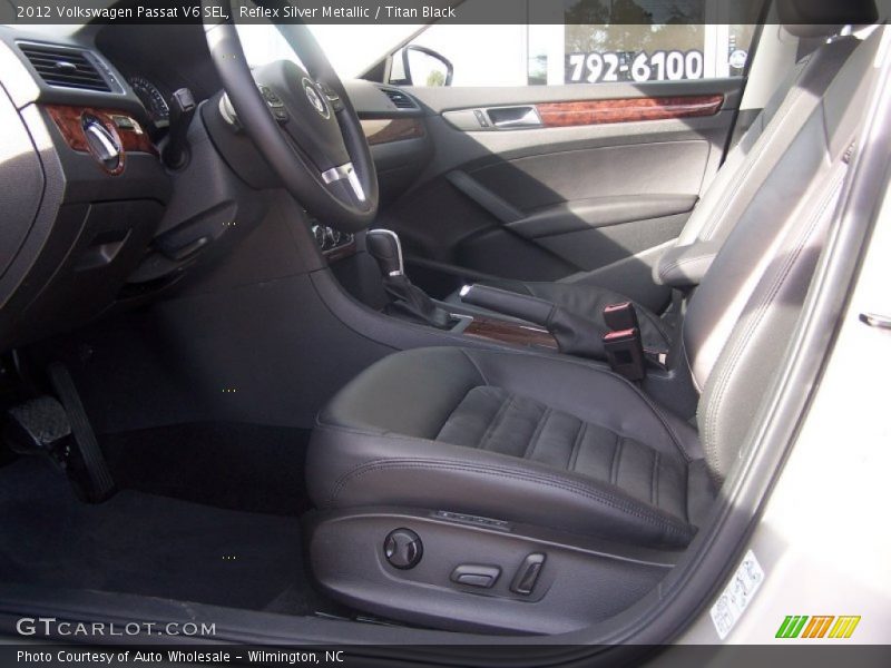Reflex Silver Metallic / Titan Black 2012 Volkswagen Passat V6 SEL