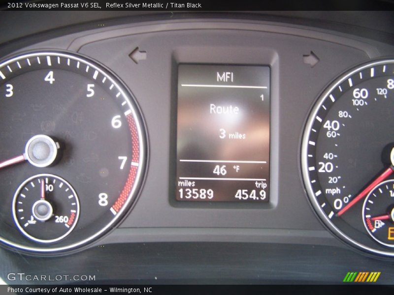 Reflex Silver Metallic / Titan Black 2012 Volkswagen Passat V6 SEL