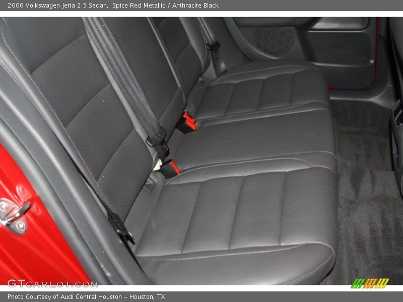 Spice Red Metallic / Anthracite Black 2006 Volkswagen Jetta 2.5 Sedan