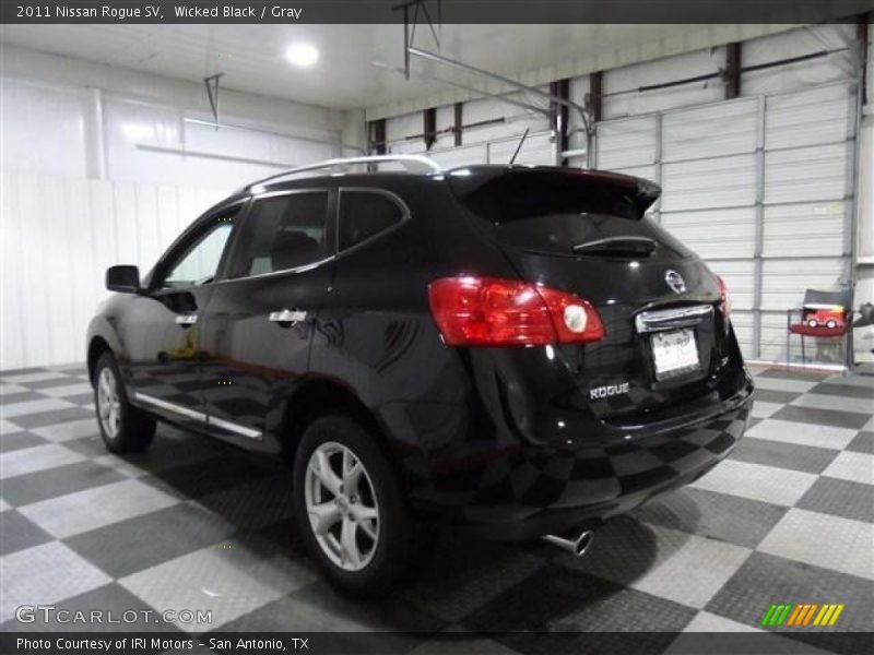 Wicked Black / Gray 2011 Nissan Rogue SV