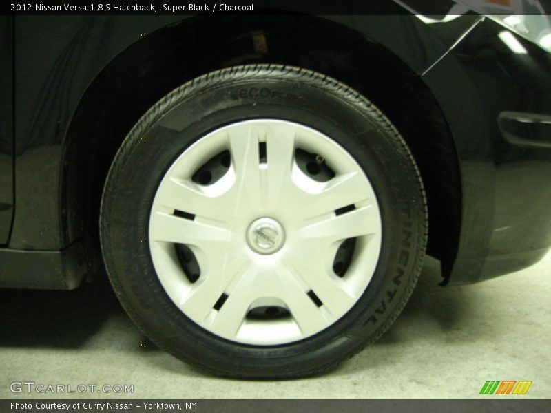 Super Black / Charcoal 2012 Nissan Versa 1.8 S Hatchback