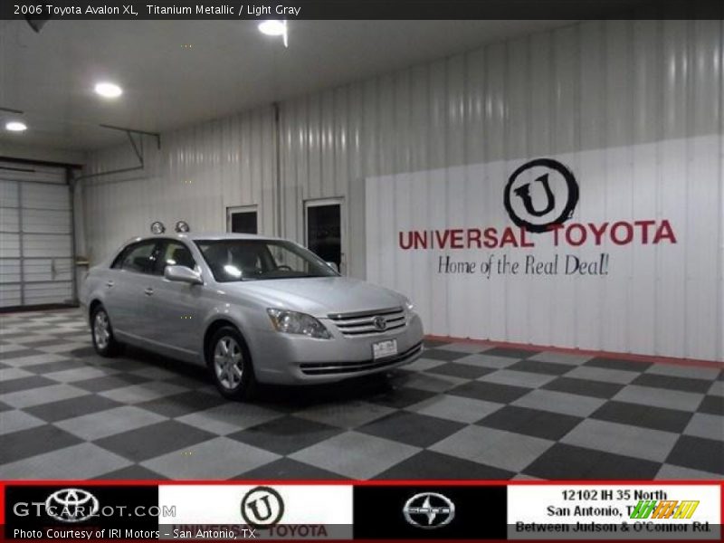Titanium Metallic / Light Gray 2006 Toyota Avalon XL