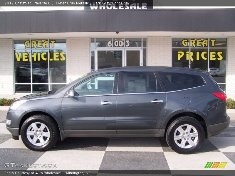 Cyber Gray Metallic / Dark Gray/Light Gray 2012 Chevrolet Traverse LT