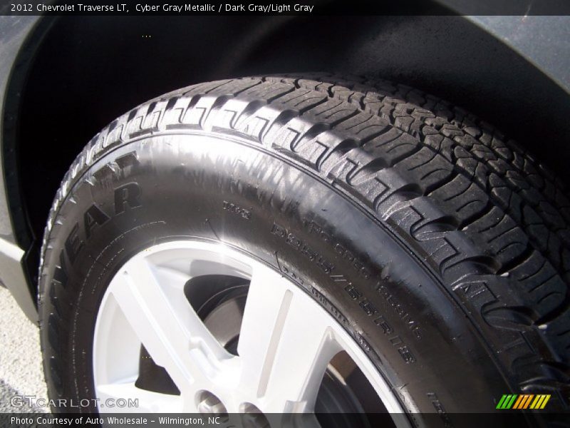 Cyber Gray Metallic / Dark Gray/Light Gray 2012 Chevrolet Traverse LT