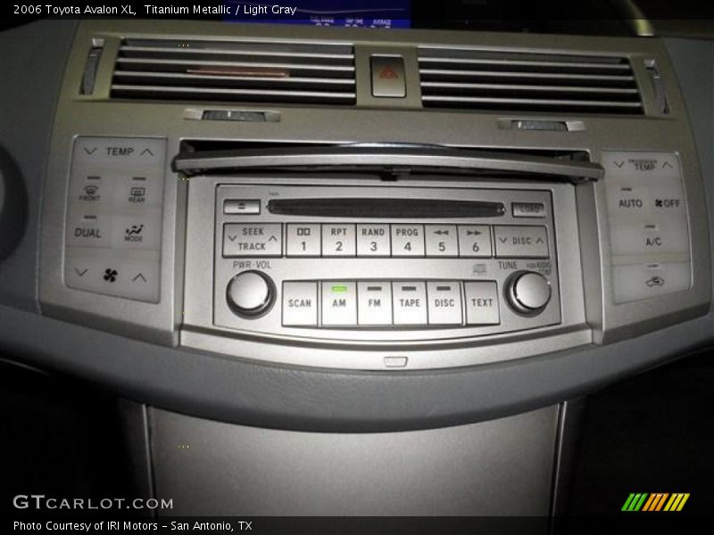 Titanium Metallic / Light Gray 2006 Toyota Avalon XL