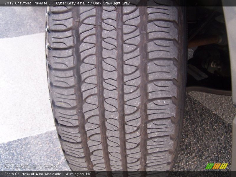 Cyber Gray Metallic / Dark Gray/Light Gray 2012 Chevrolet Traverse LT