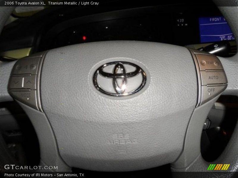 Titanium Metallic / Light Gray 2006 Toyota Avalon XL