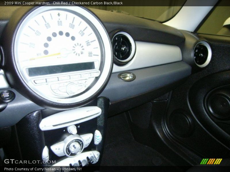Chili Red / Checkered Carbon Black/Black 2009 Mini Cooper Hardtop
