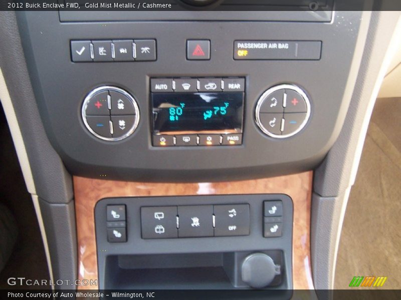 Gold Mist Metallic / Cashmere 2012 Buick Enclave FWD