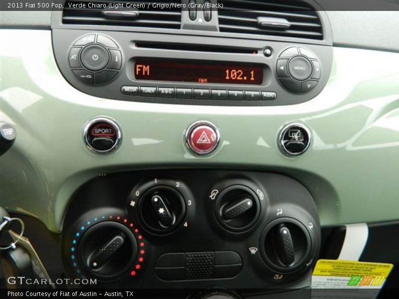 Verde Chiaro (Light Green) / Grigio/Nero (Gray/Black) 2013 Fiat 500 Pop