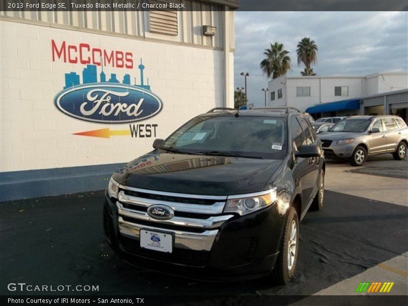 Tuxedo Black Metallic / Charcoal Black 2013 Ford Edge SE